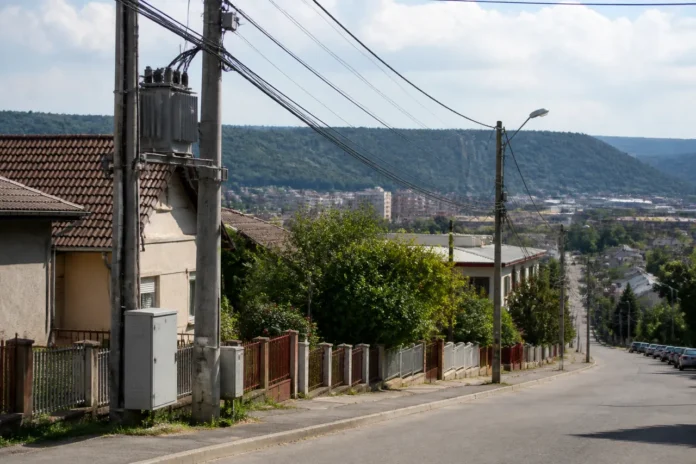 Curentul va fi întrerupt marți, 25 august, în Mioveni