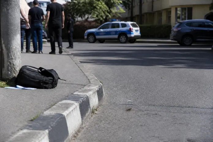 Femeie din Ștefănești, reținută după ce și-ar fi agresat cumnata la Mioveni