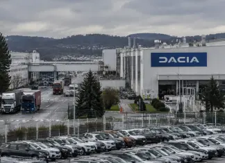 Uzina Dacia Mioveni, sub presiune